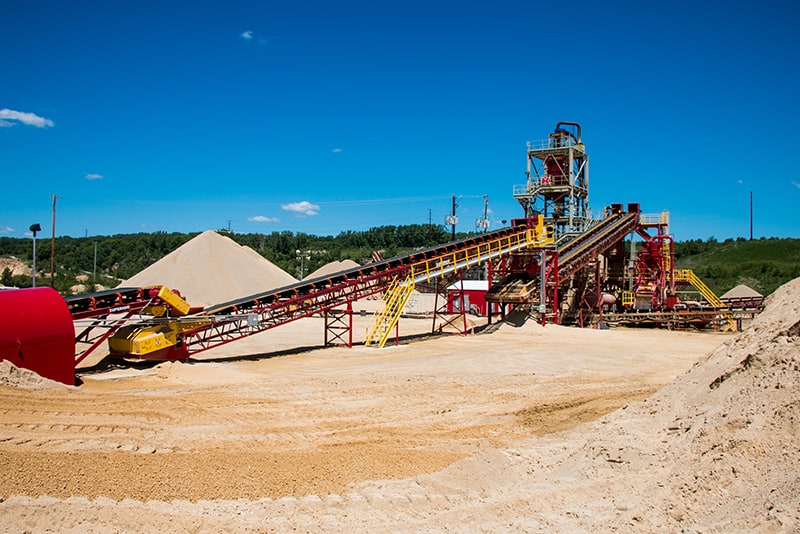 customer-story-kraemer-mining-construction-management-by-superior-industries-4