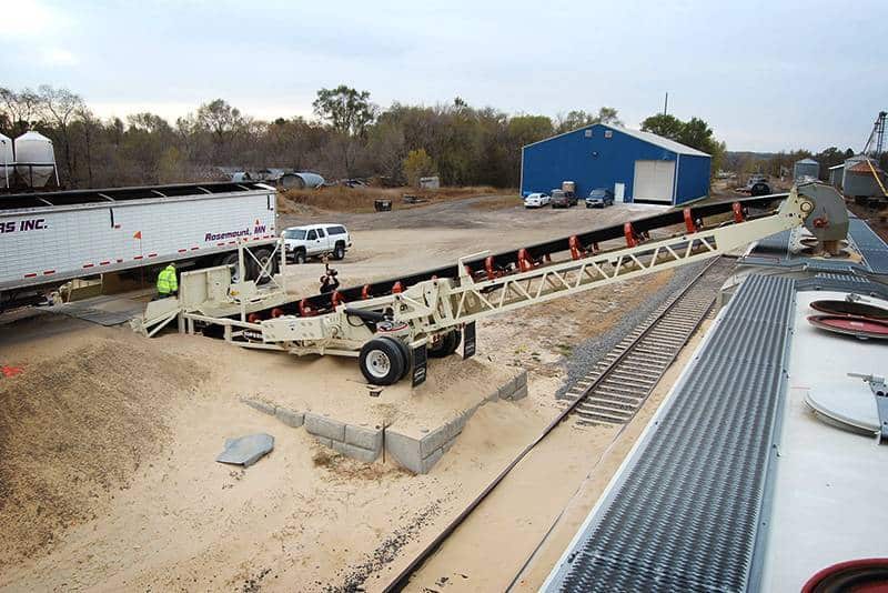 Frac Sand Production - RazerTail Truck Unloader | Superior Industries